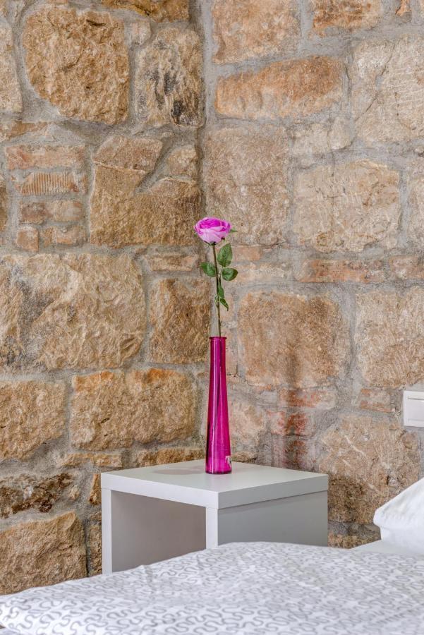 Under Constructiion Apartment Split Bagian luar foto